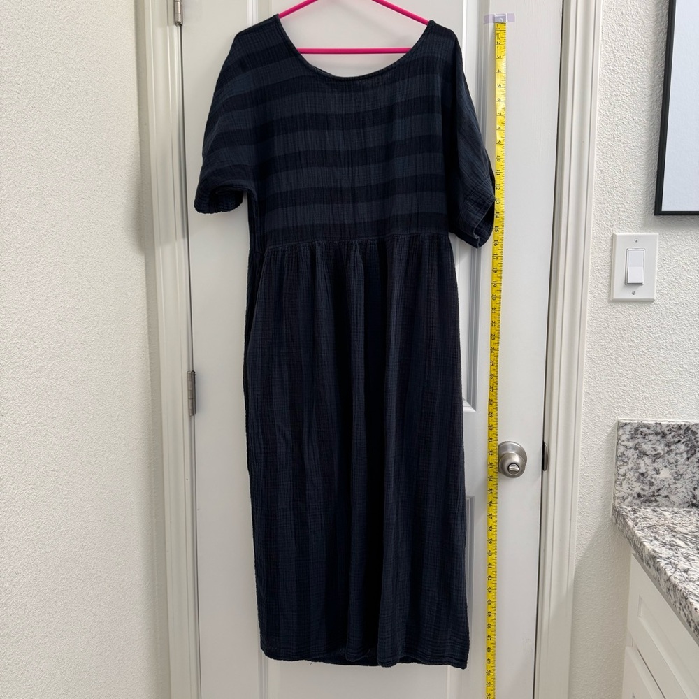 Curator SF Perry dress in faded black stripe size L